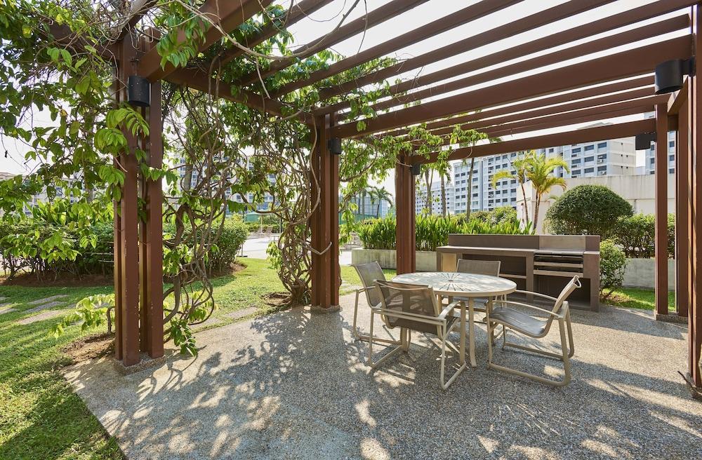 Village Residence Hougang By Far East Hospitality Singapore Exterior photo